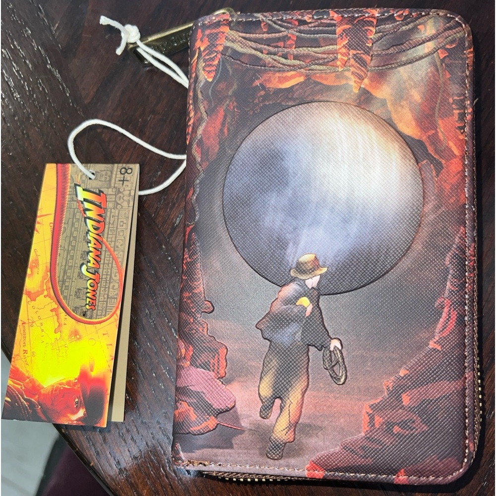 NWT Indiana jones loungefly wallet